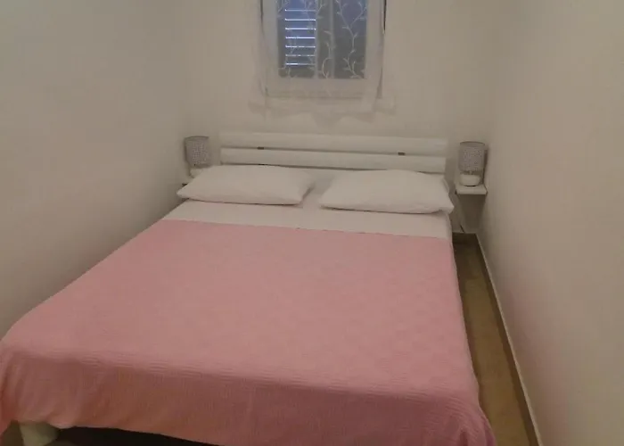 Fuer 2 Personen Altstadt By Interhome